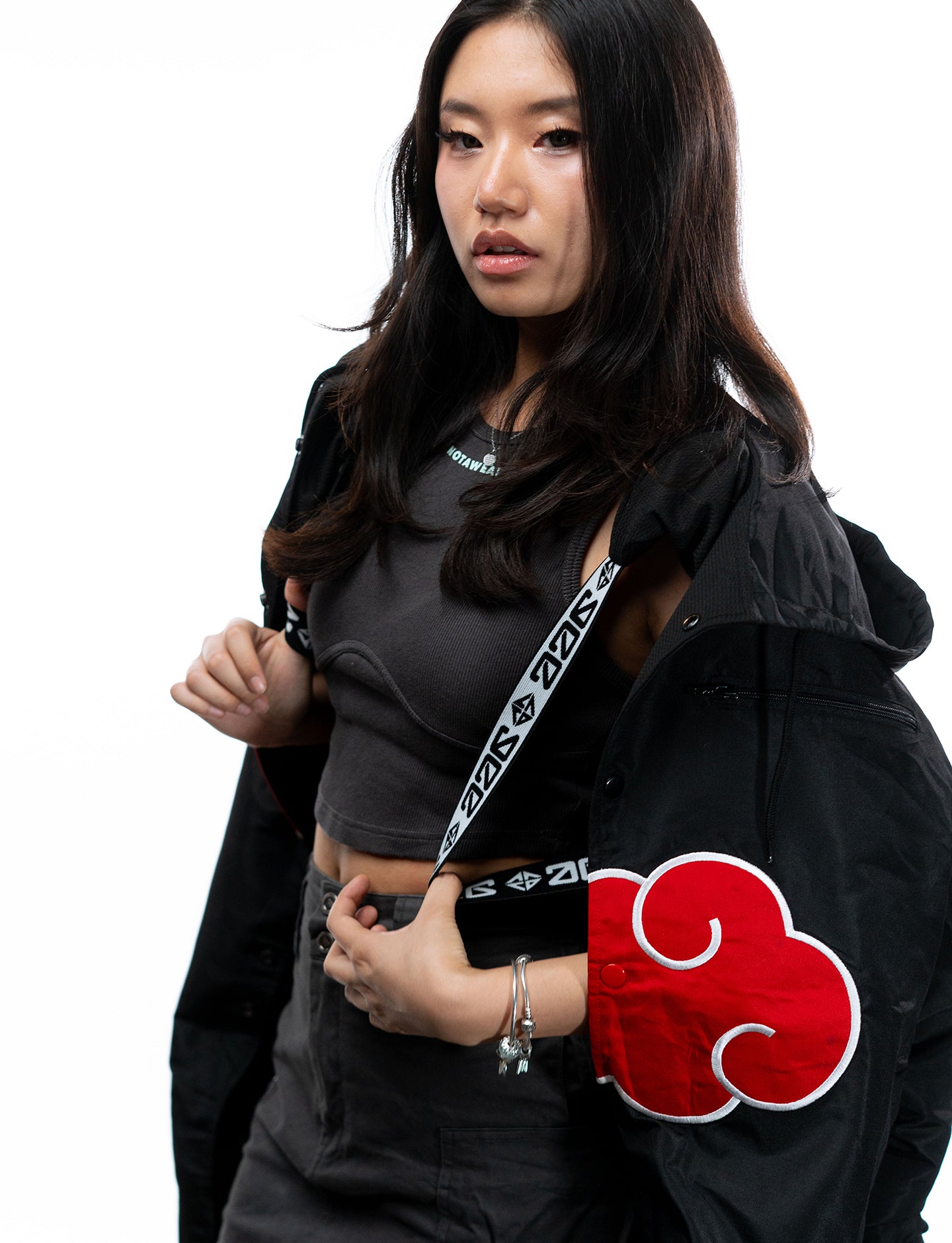 Naruto Shippuden Akatsuki cloud hooded windbreaker jacket side cloud detail