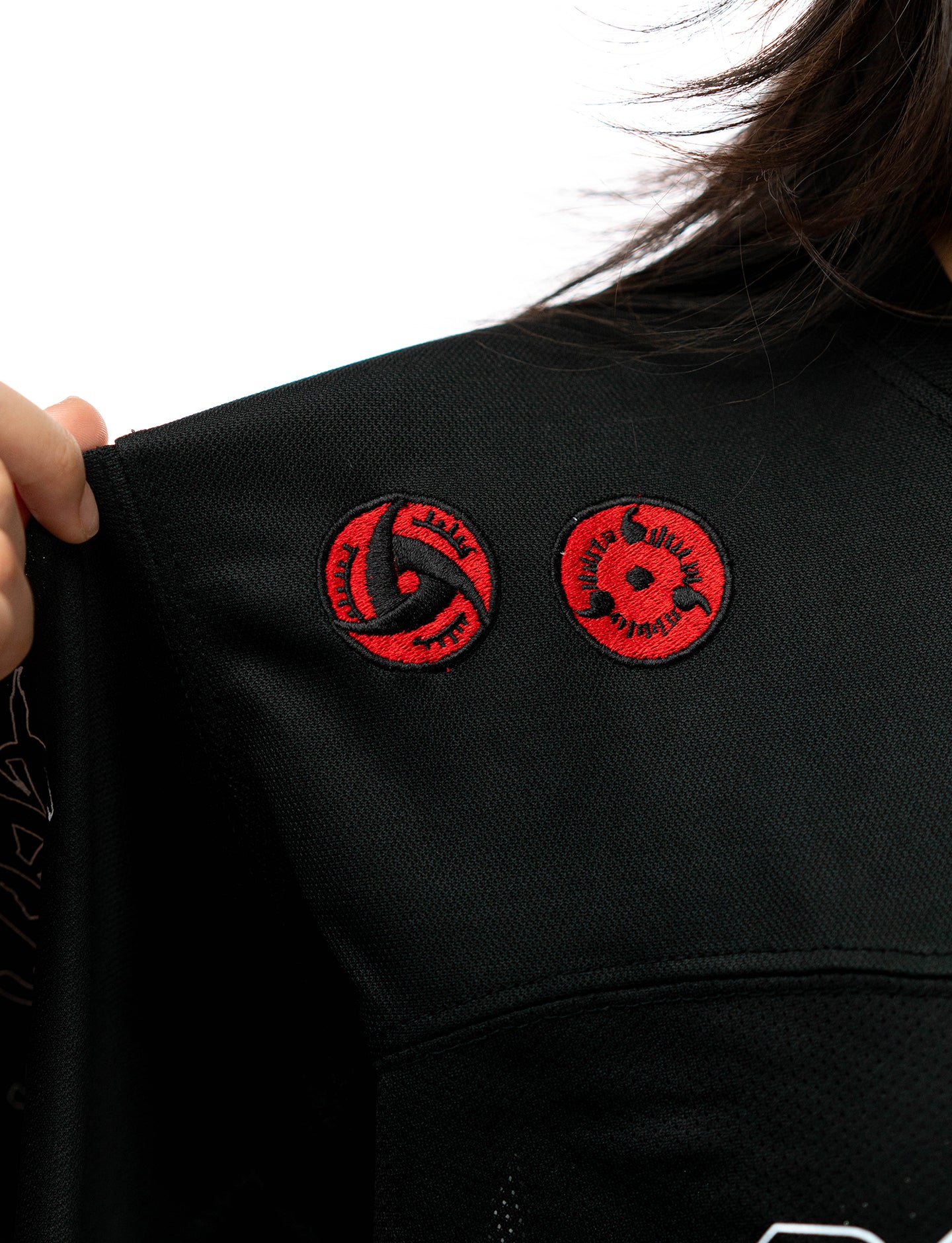 Naruto Shippuden Itachi Akatsuki jersey shoulder cloud detail