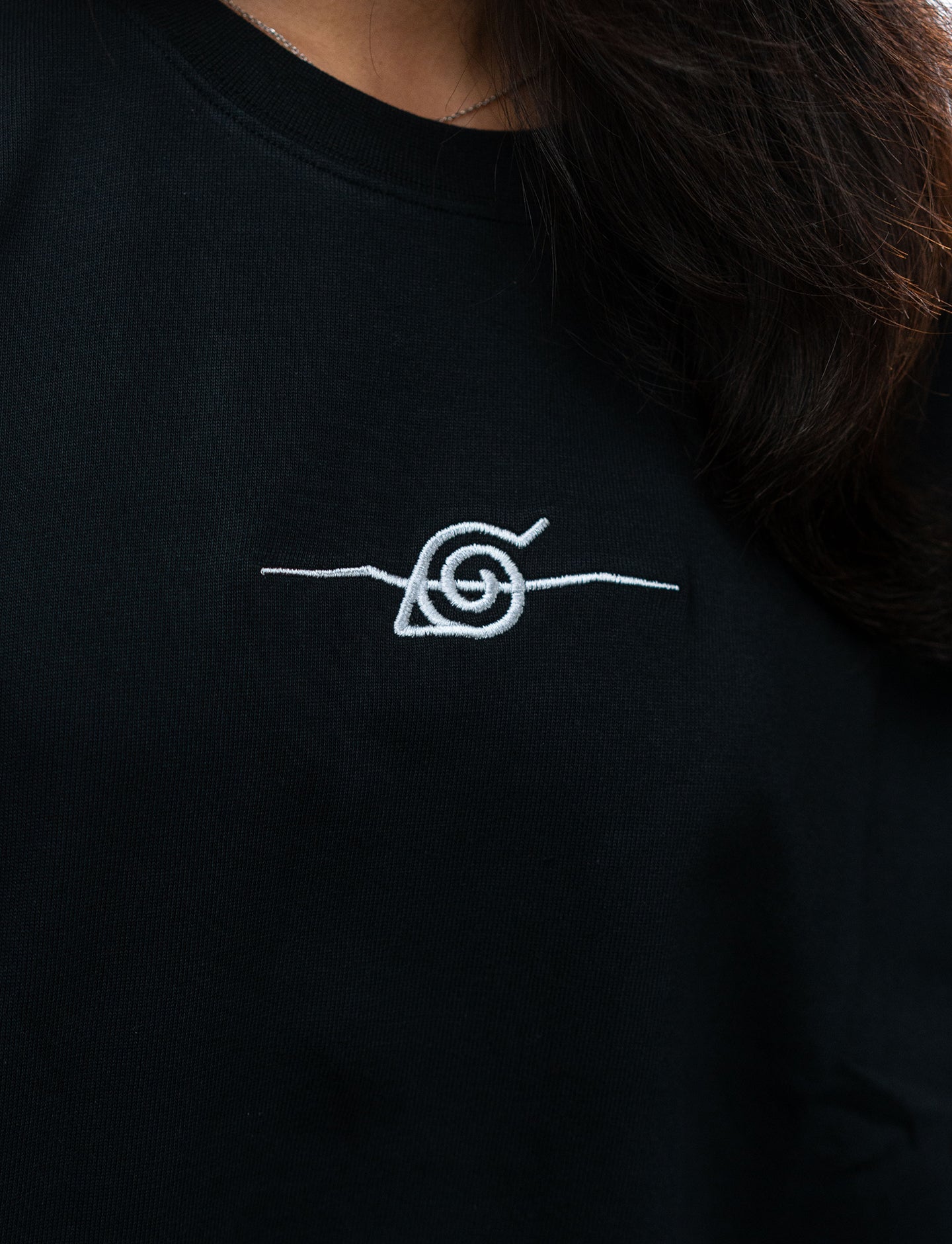 Naruto Shippuden Itachi Uchiha line art shirt chest logo closeup