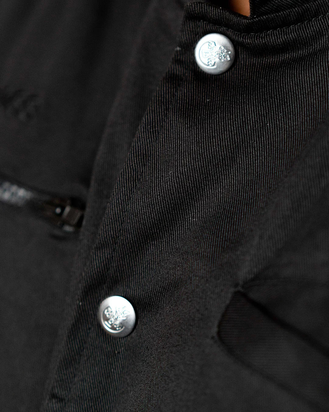 Wind Breaker bofurin black denim jacket snap button and zipper close up