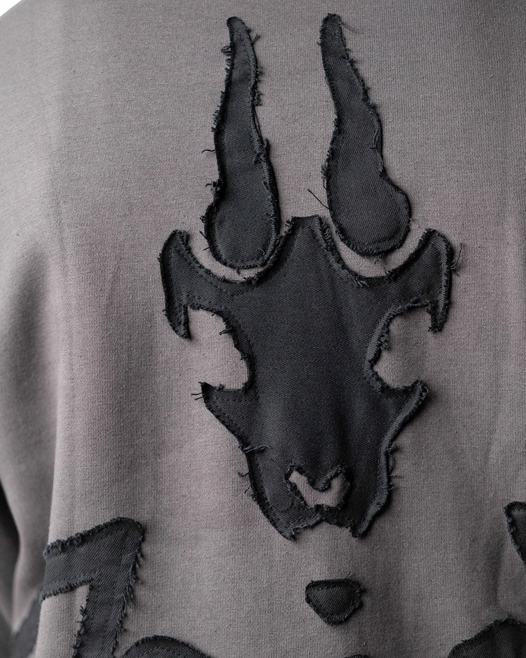 Wind Breaker keel gray skeleton hoodie back skeleton applique close up